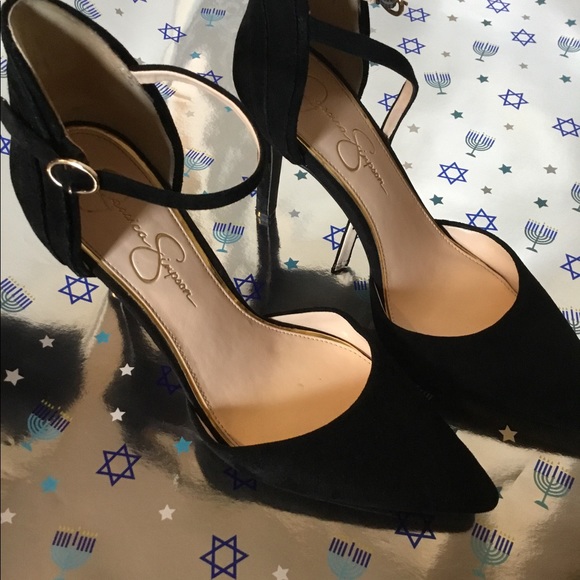 Jessica Simpson Shoes - Jessica Simpson9 1/2  heels black 4 1/2”